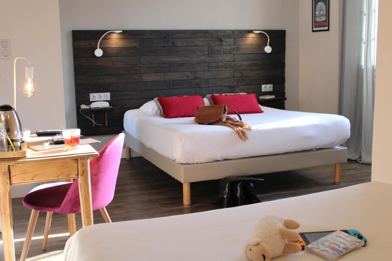 Logis Hotel St Sylvestre アルデュード エクステリア 写真