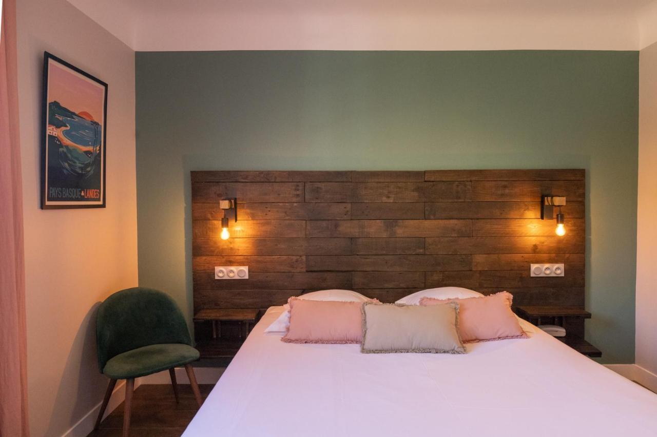 Logis Hotel St Sylvestre アルデュード エクステリア 写真