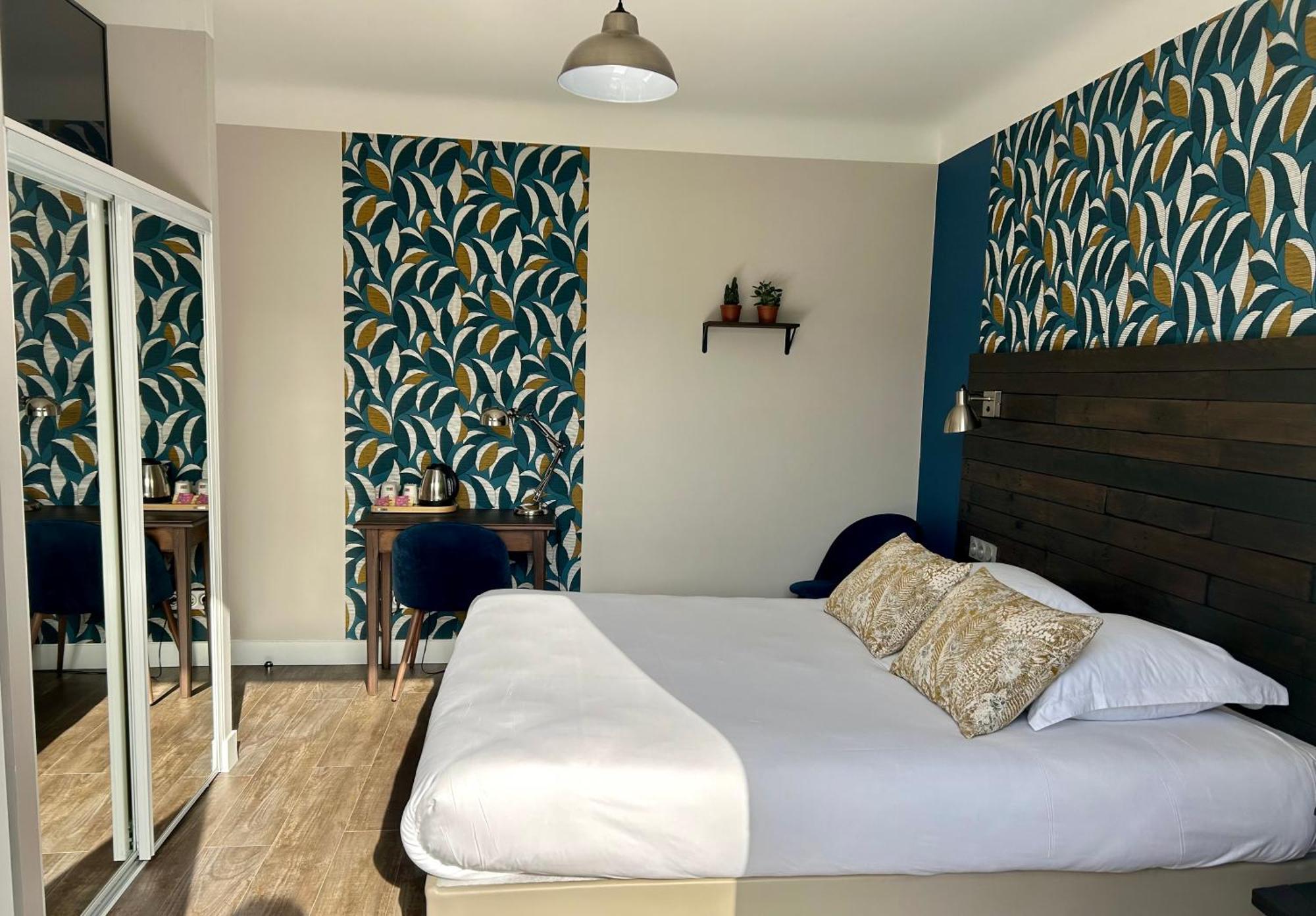 Logis Hotel St Sylvestre アルデュード エクステリア 写真