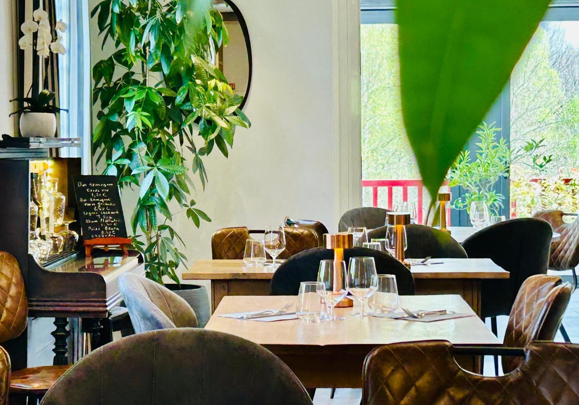 Logis Hotel St Sylvestre アルデュード エクステリア 写真