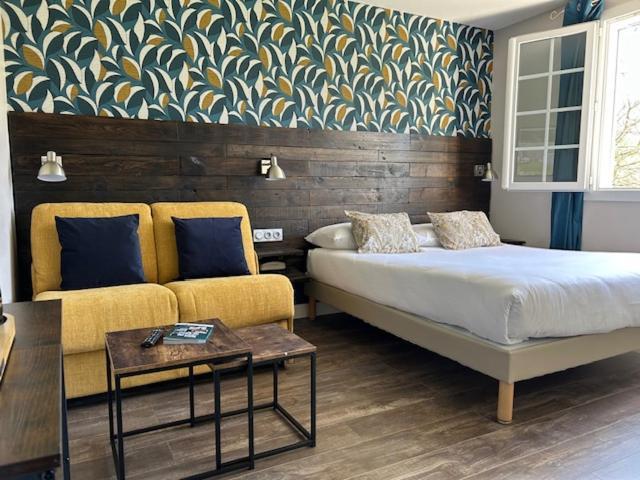 Logis Hotel St Sylvestre アルデュード エクステリア 写真