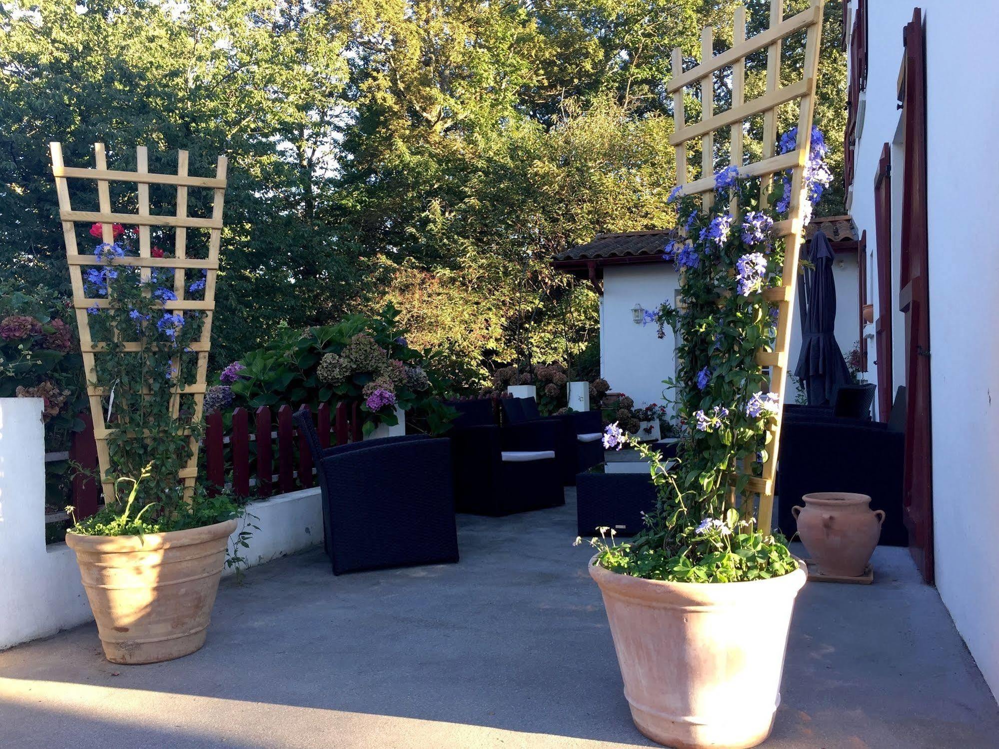 Logis Hotel St Sylvestre アルデュード エクステリア 写真