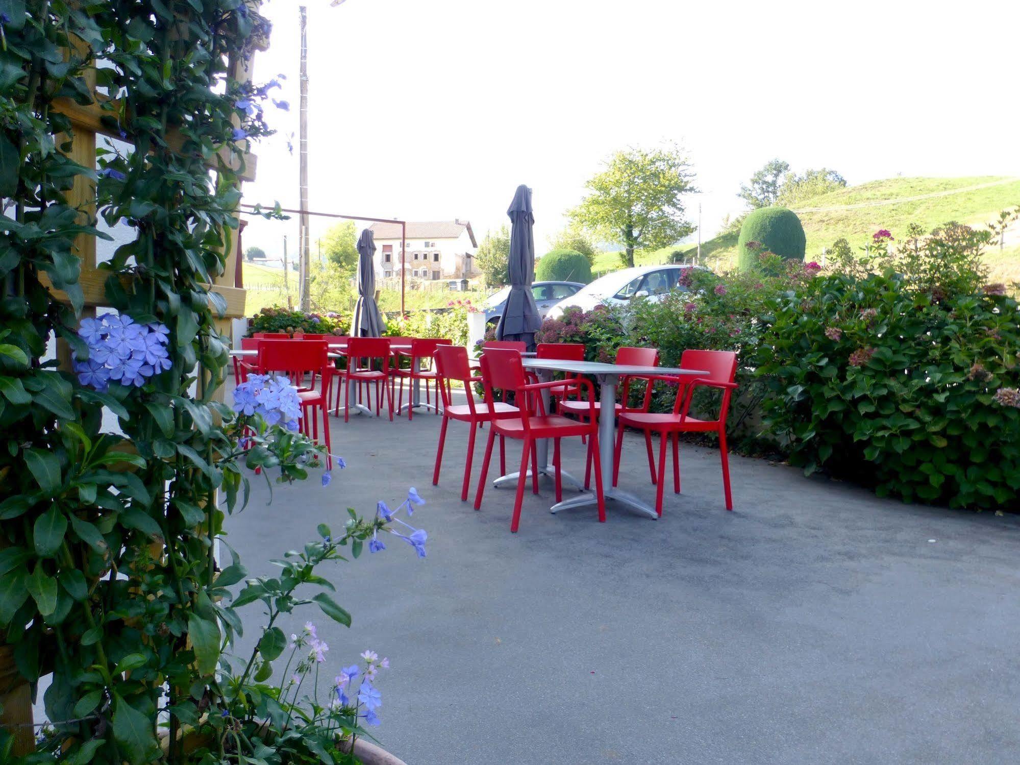 Logis Hotel St Sylvestre アルデュード エクステリア 写真